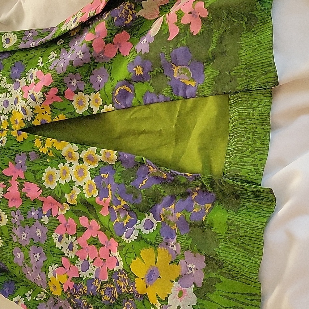 Vintage 70s Deep V Floral Green Maxi Dress - Picture 9 of 15